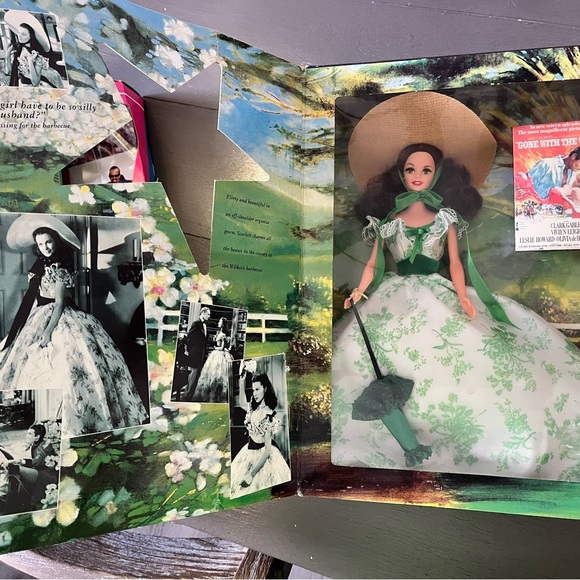 Hollywood legends collection Scarlett O’Hara Barbie - Picture 1 of 3